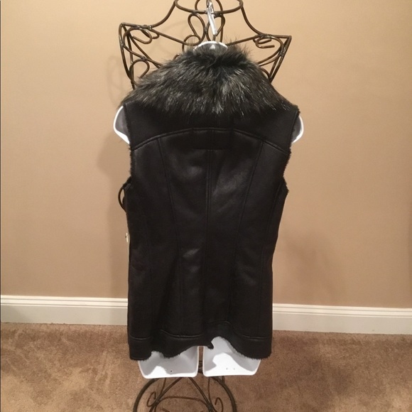 GUESS VEST - Picture 6 of 13